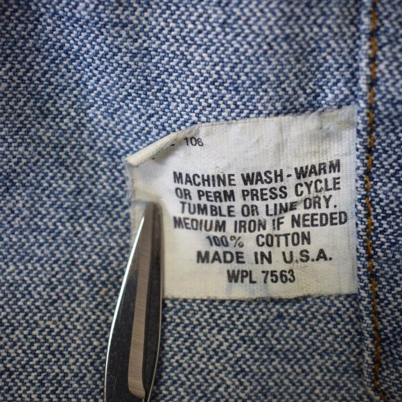 Vintage Rugged Wear Blue Denim Button Down Trucker Jacket Size XL - Picture 15 of 16